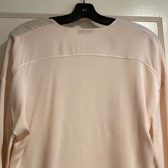 Vince V-Neck Silk Blend Popover - XS - Picture 15 of 15